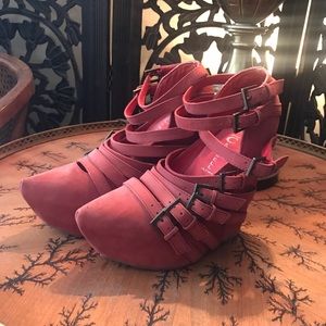 Red brick suede zip 2 Jeffrey Campbell wedge 7.5